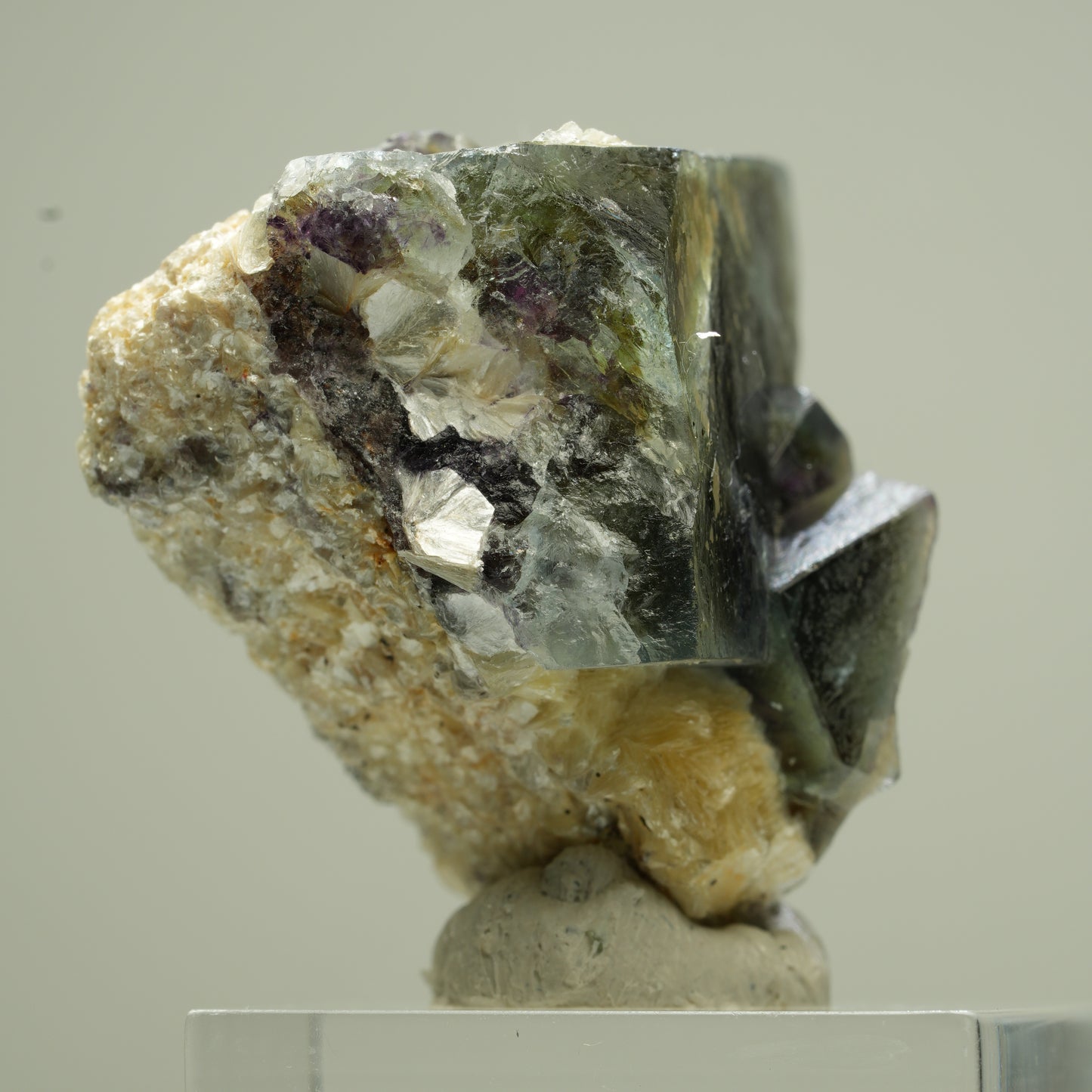 Bunte Phantom Fluorit, Schörl Turmalin, Hyalit Opal, Muskovit Erongo, Namibia 33*32*27mm #13811