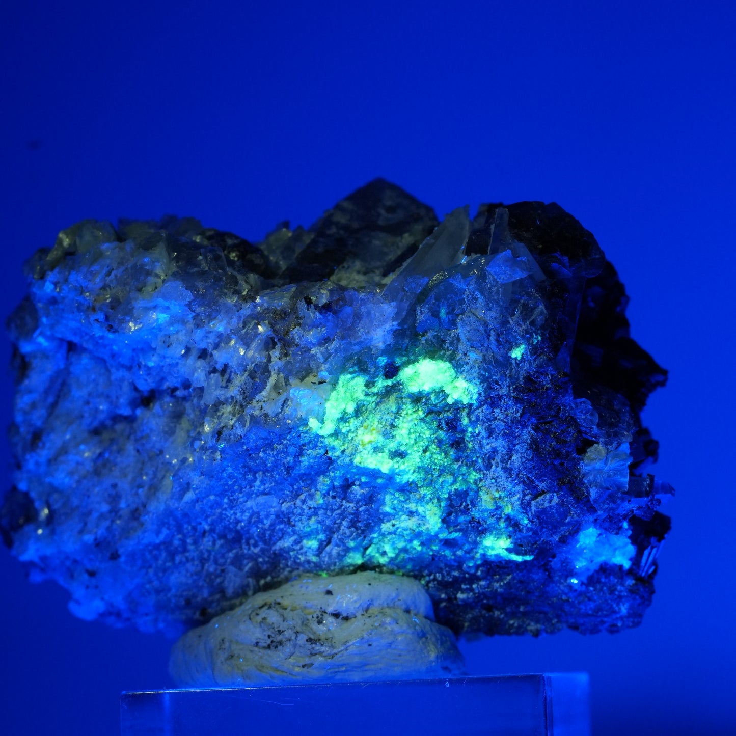 Bunte Phantom Fluorit, Schörl, Hyalit, Rauchquarz, Muskovit Erongo, Namibia 49*38*34mm #13813