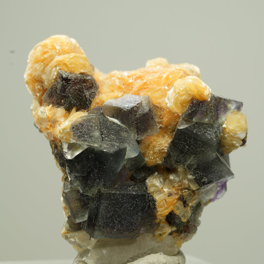 Bunte Phantom Fluorit, Schörl Turmalin, Muskovit, Rauchquarz Erongo, Namibia 33*28*19mm #13814