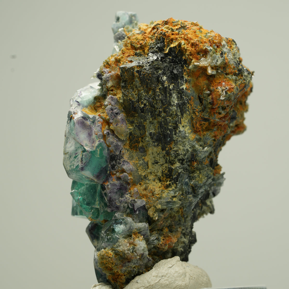 Klare Phantom Fluorit Würfel, grün blau auf Schörl Turmalin Erongo, Namibia 42*24*23mm #13815