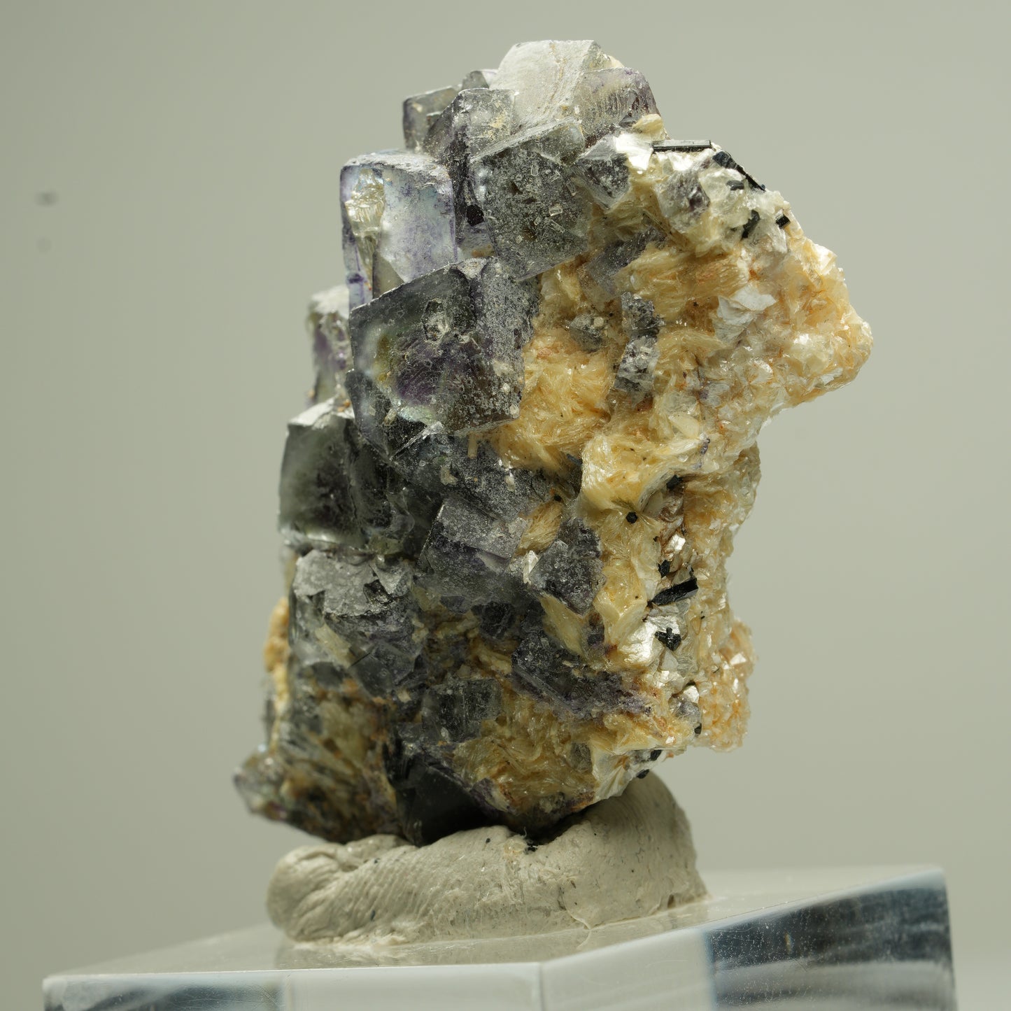 Bunte Phantom Fluorit Würfel, Schörl Turmalin, Muskovit Erongo, Namibia 43*27*19mm #13823