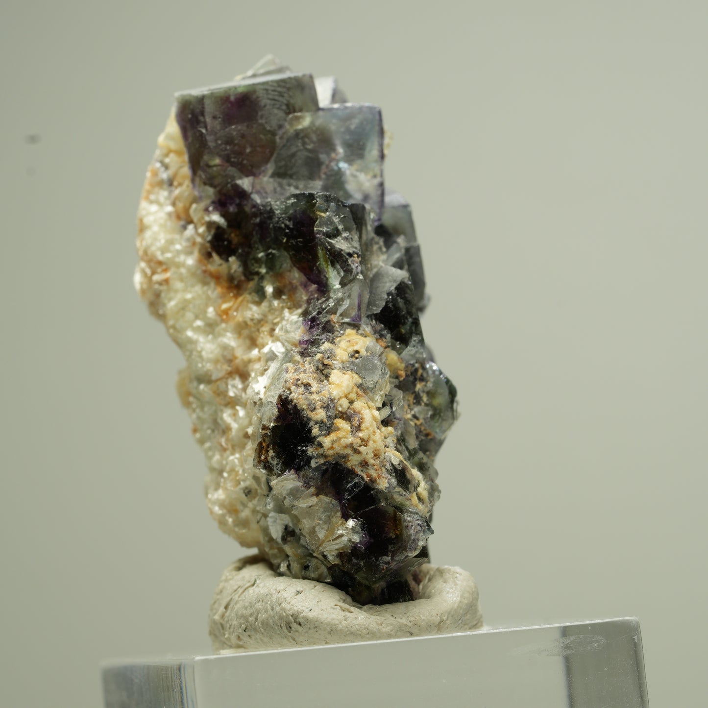 Bunte Phantom Fluorit Würfel, Schörl Turmalin, Muskovit Erongo, Namibia 43*27*19mm #13823