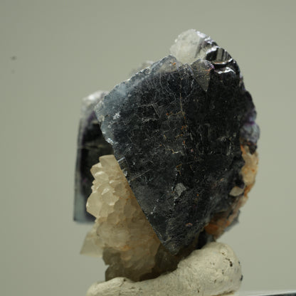 Seltene Phantom Fluorit Würfel mit Quarz Stufe, lila Erongo, Namibia 39*34*24mm #13827