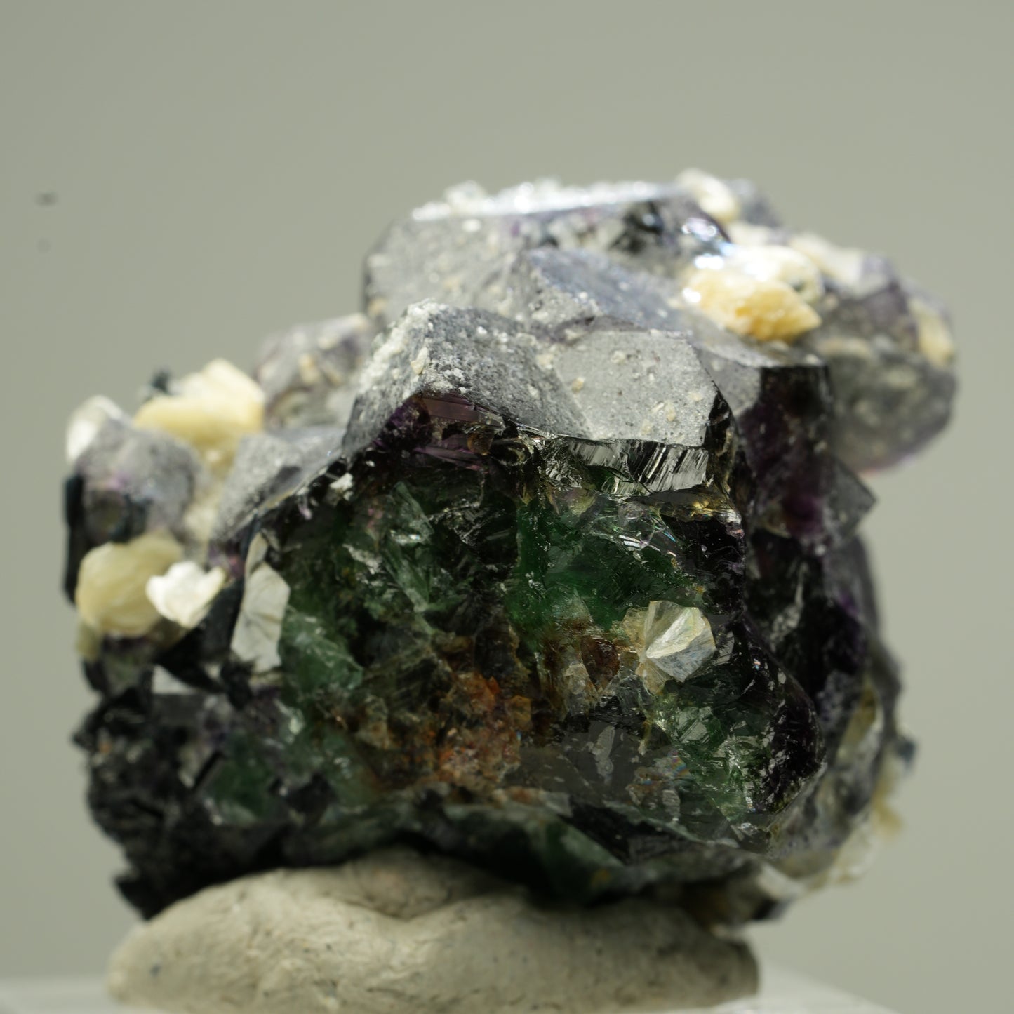 Bunte Phantom Fluorit, Schörl Turmalin, Hyalit Opal, Muskovit Erongo, Namibia 35*33*29mm #13833