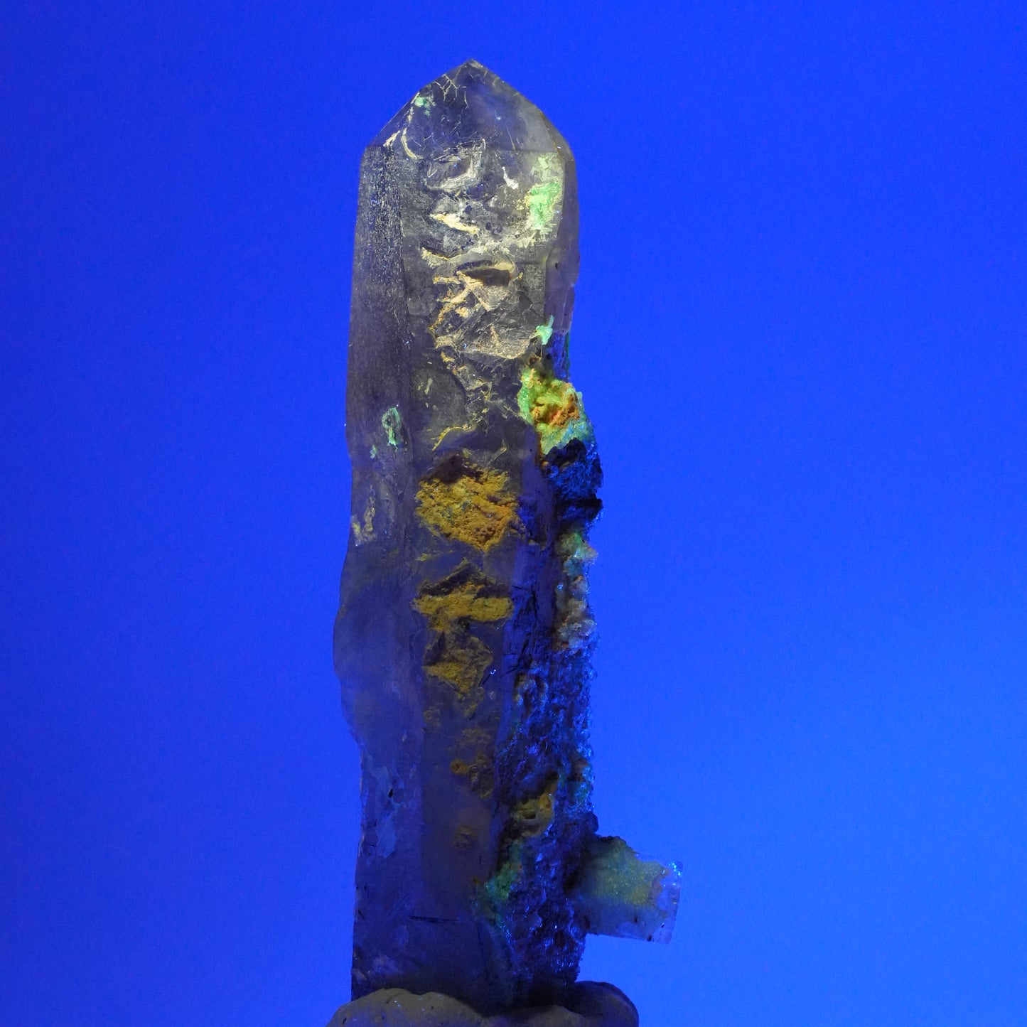 Phantom Rauchquarz, Goshenit (Beryl), Hyalit, Schörl Turmalin Erongo, Namibia 79*26*25mm #13904