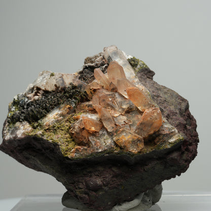 Seltene Rauchquarz, Hämatit, Epidot, Eisen Stufe Goboboseb, Namibia 79*66*47mm #13908