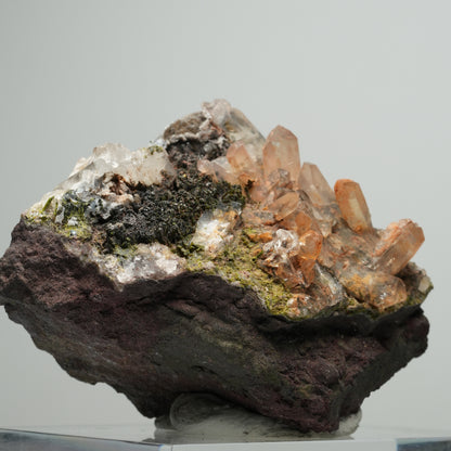 Seltene Rauchquarz, Hämatit, Epidot, Eisen Stufe Goboboseb, Namibia 79*66*47mm #13908