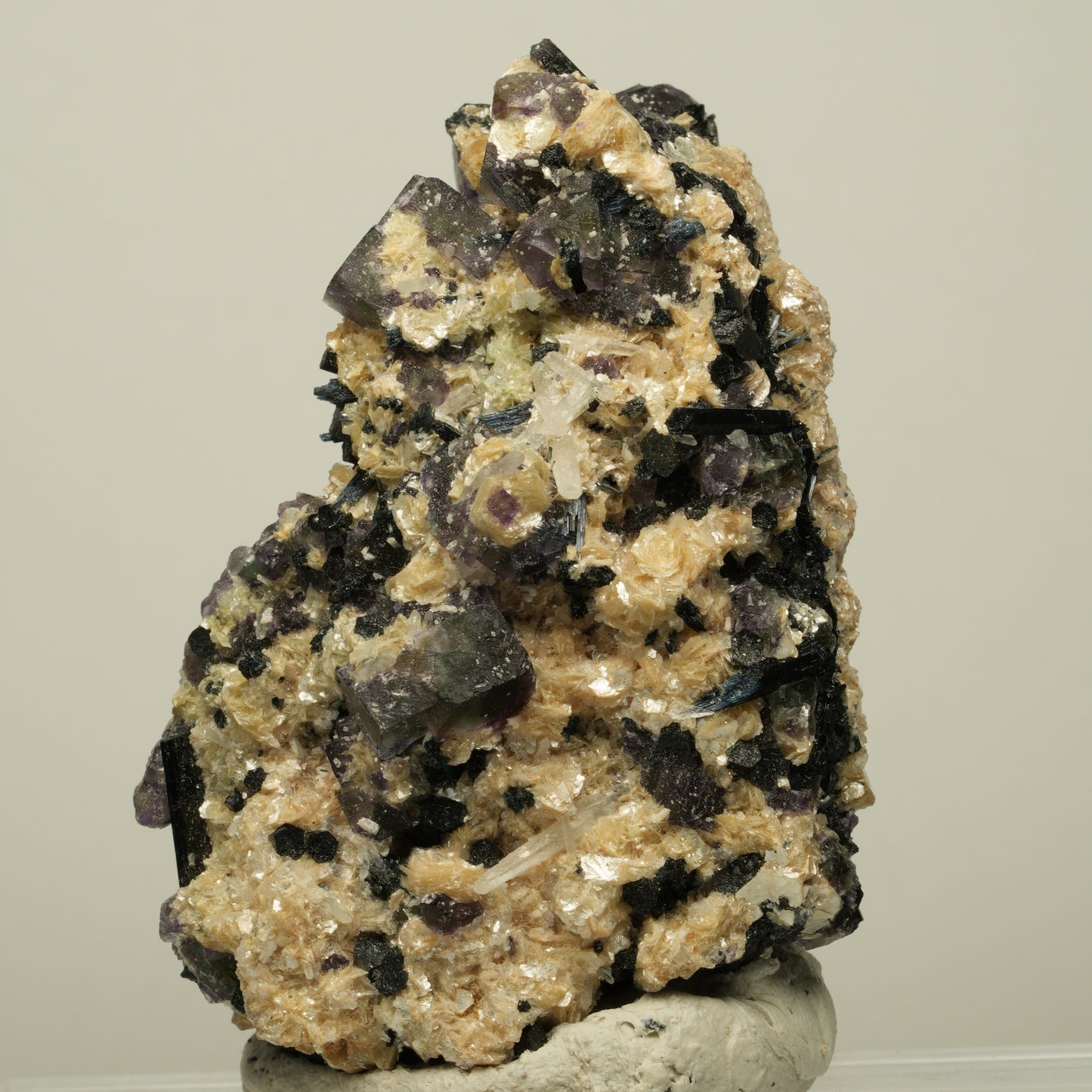 Bunte Phantom Fluorit, Schörl Turmalin, Muskovit, Rauchquarz Erongo, Namibia 68*46*31mm #13932