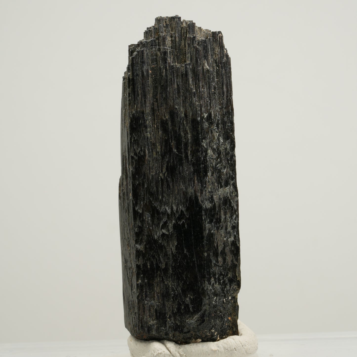 Schöner Schörl Turmalin X Kristall, länglich Erongo, Namibia 64*23*18mm #13939