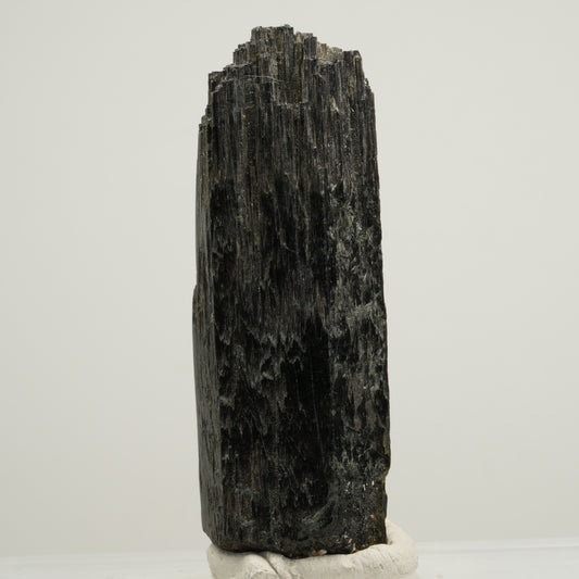 Schöner Schörl Turmalin X Kristall, länglich Erongo, Namibia 64*23*18mm #13939