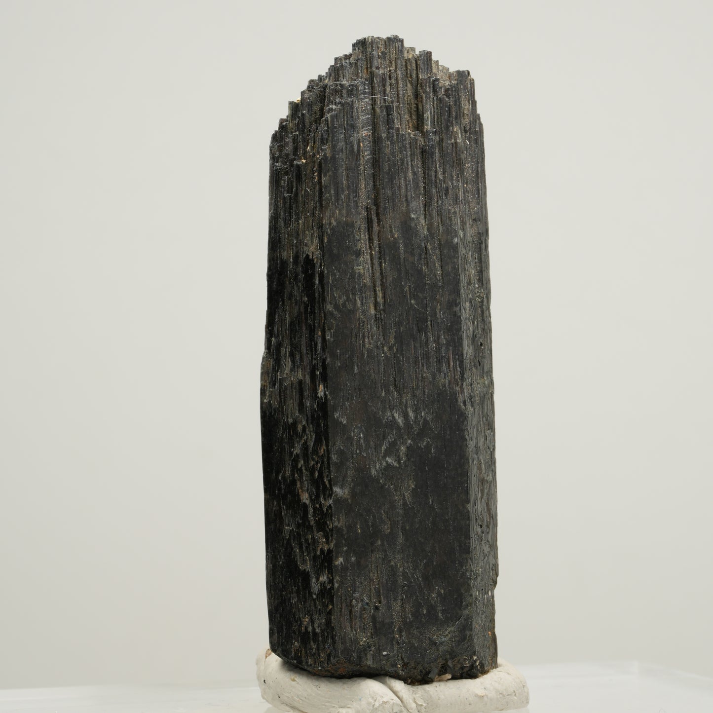 Schöner Schörl Turmalin X Kristall, länglich Erongo, Namibia 64*23*18mm #13939