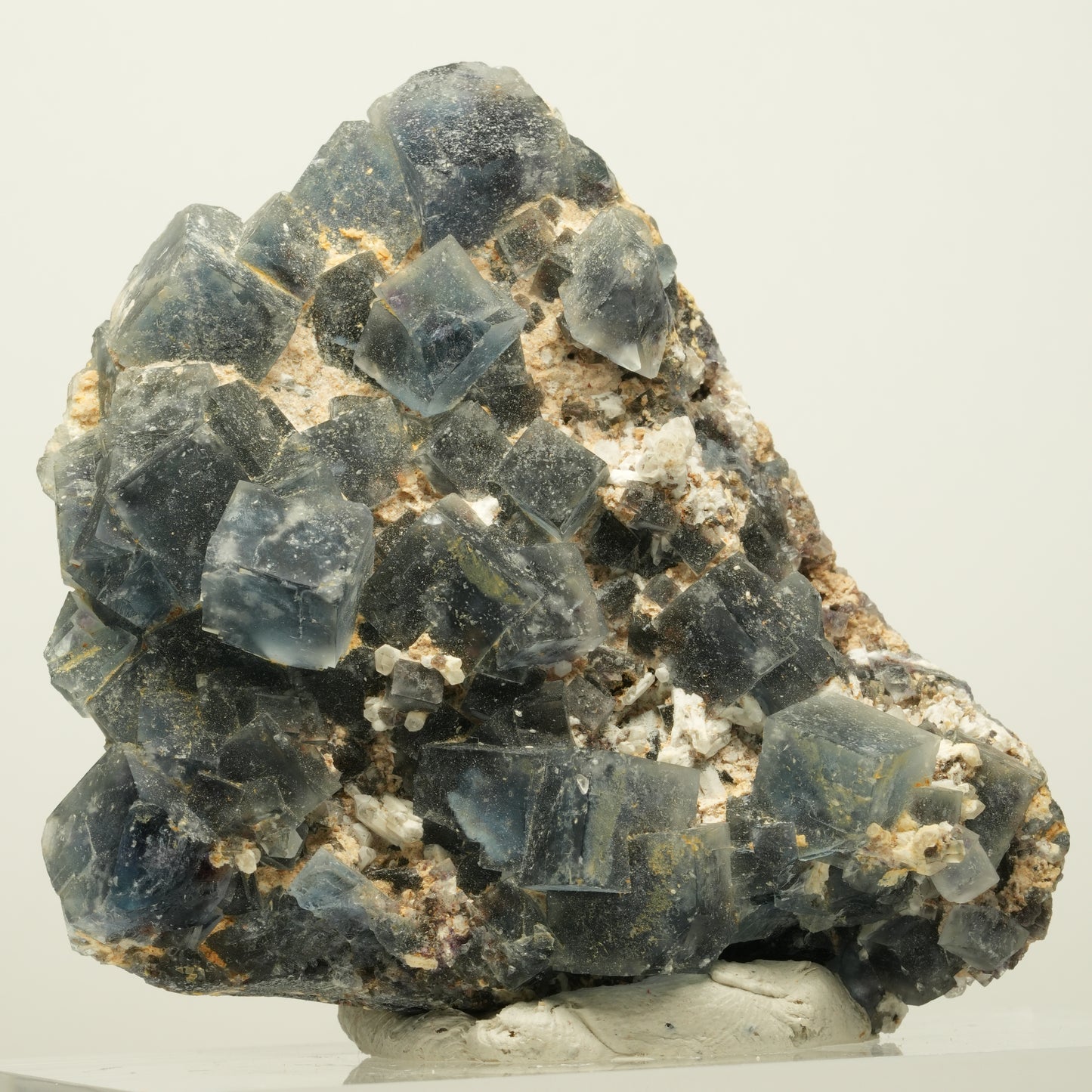 Seltene klare Phantom Fluorit Würfel, Quarz Stufe Okorusu, Namibia 72*66*25mm #13969