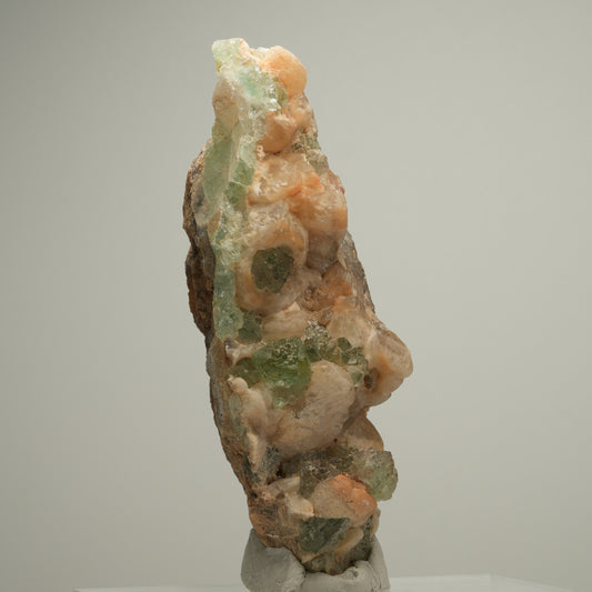 Schöne Fluorit Würfel, Quarz Stufe Omehane, Namibia 100*35*31mm #13975