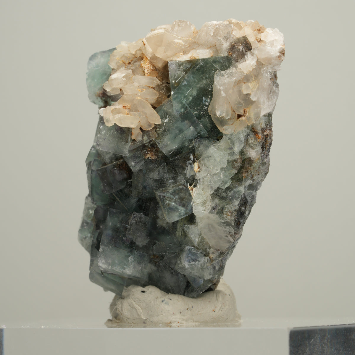 Seltene klare Phantom Fluorit Würfel, Quarz Stufe Okorusu, Namibia 56*40*25mm #13995