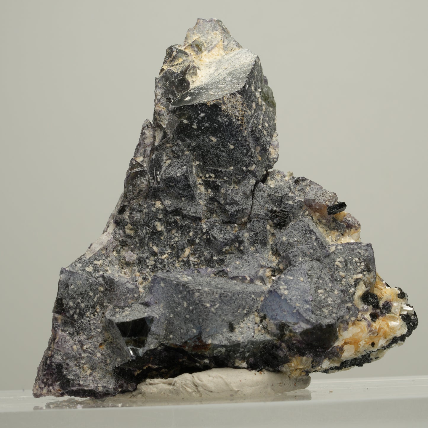 Bunte Phantom Fluorit Würfel, Schörl Turmalin, Muskovit Erongo, Namibia 61*56*30mm #13998