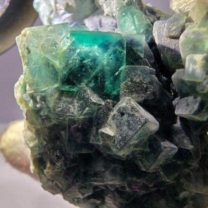 Cube de fluorite fantôme zonal, spécimen de tourmaline Schorl, Erongo, Namibie, 56 x 49 x 41 mm 