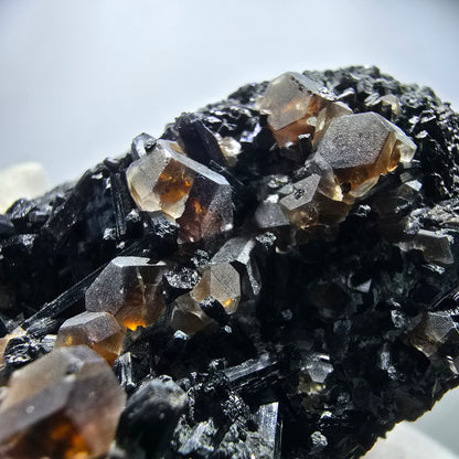 Phantom Fluorit Würfel braun, Schörl Turmalin Stufe Erongo, Namibia 81*49*36mm