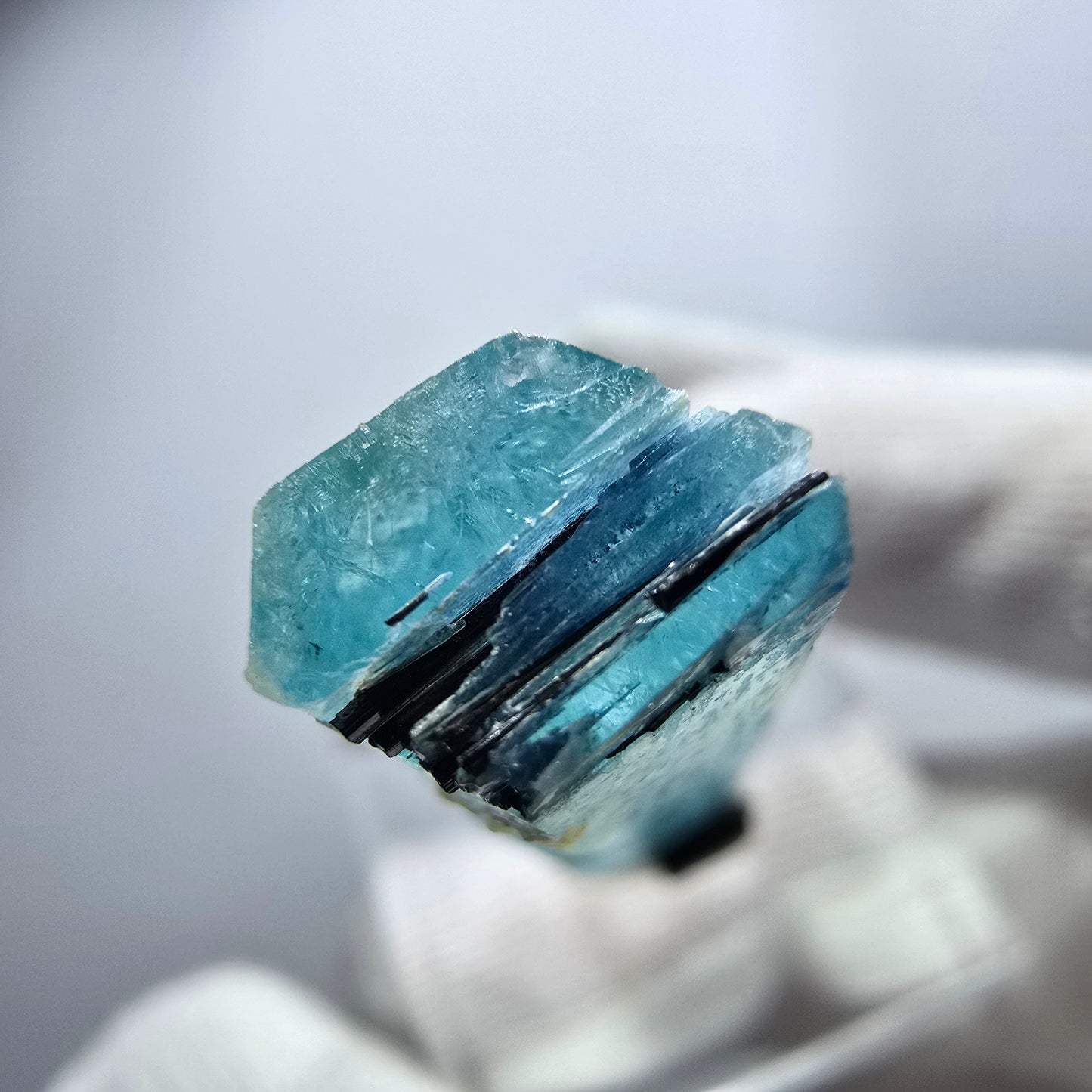 Seltener Aquamarin X mit Hyalit, Schörl Turmalin Erongo, Namibia 45*10*7mm