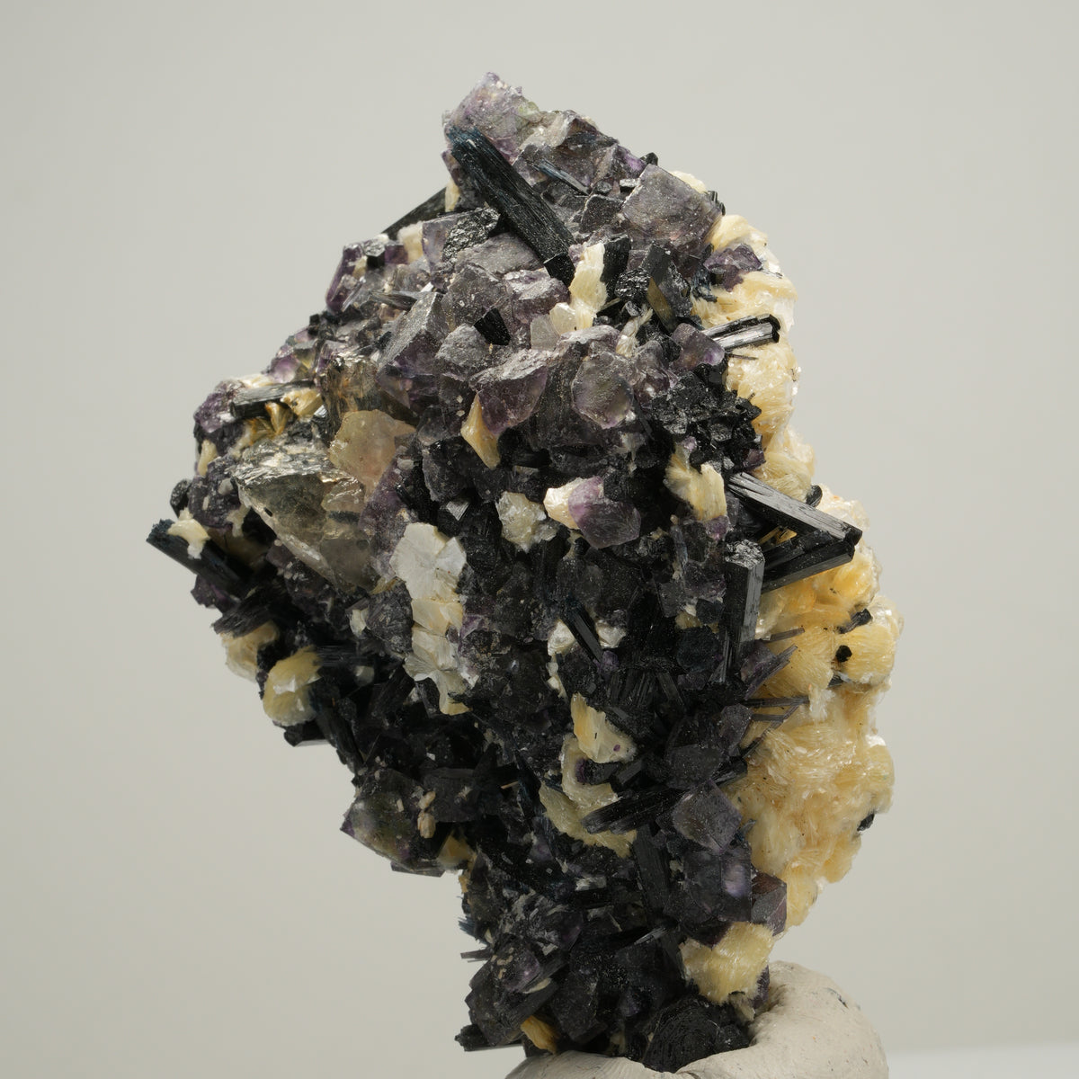 Bunte Phantom Fluorit, Schörl Turmalin, Muskovit, Rauchquarz Erongo, Namibia 73*50*28mm #14010