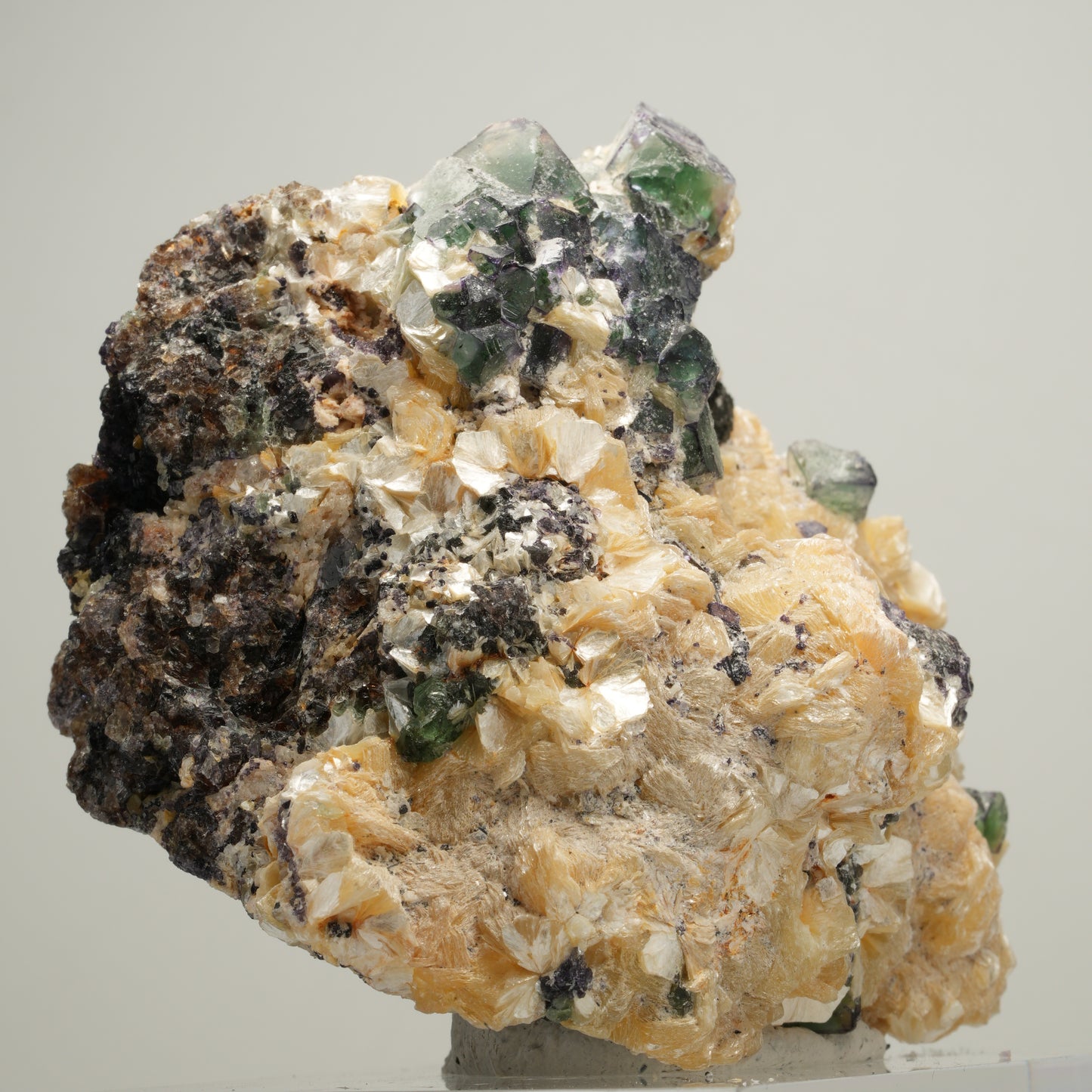Seltene Phantom Fluorit Würfel, Muskovit Stufe Erongo, Namibia 78*60*52mm #14015