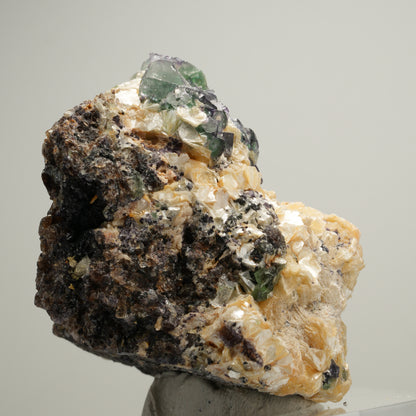 Seltene Phantom Fluorit Würfel, Muskovit Stufe Erongo, Namibia 78*60*52mm #14015