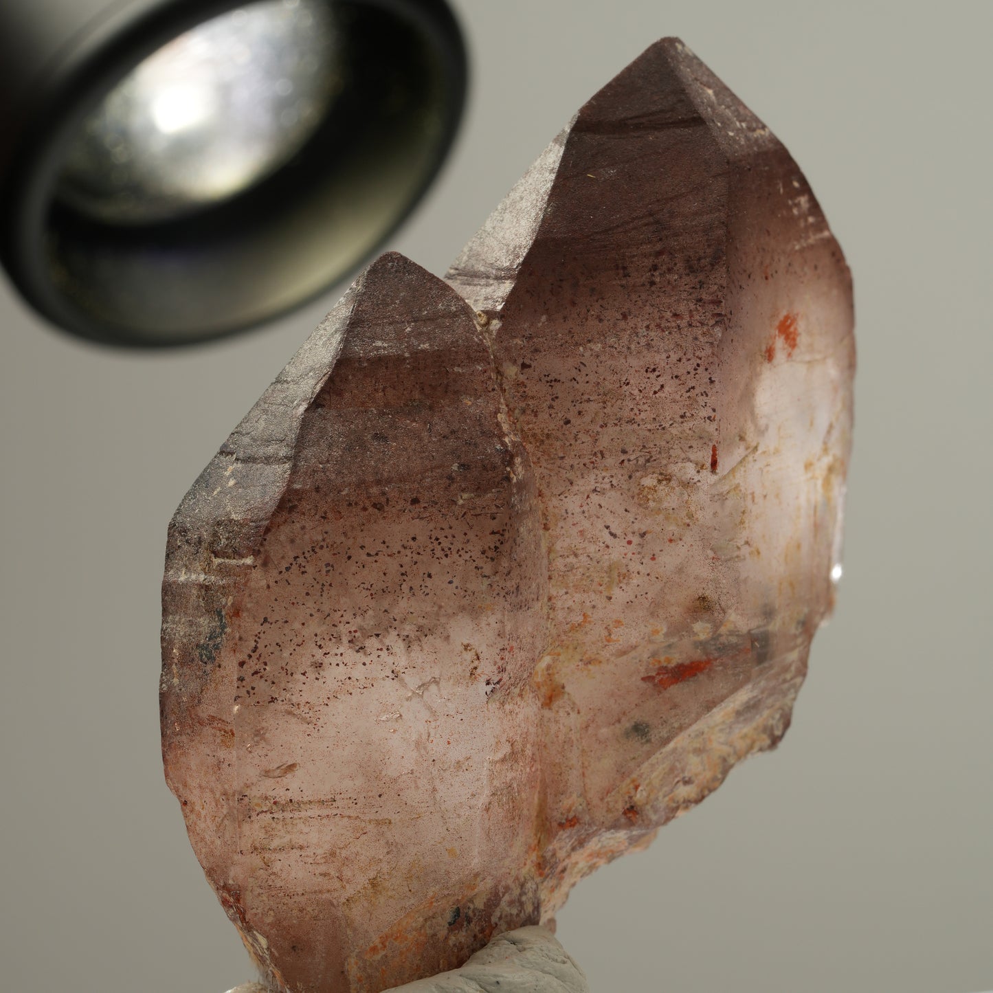 Skelett Phantom Amethyst Spitzen Gruppe mit Hämatit Brandberg Namibia 55*43*22mm #14042