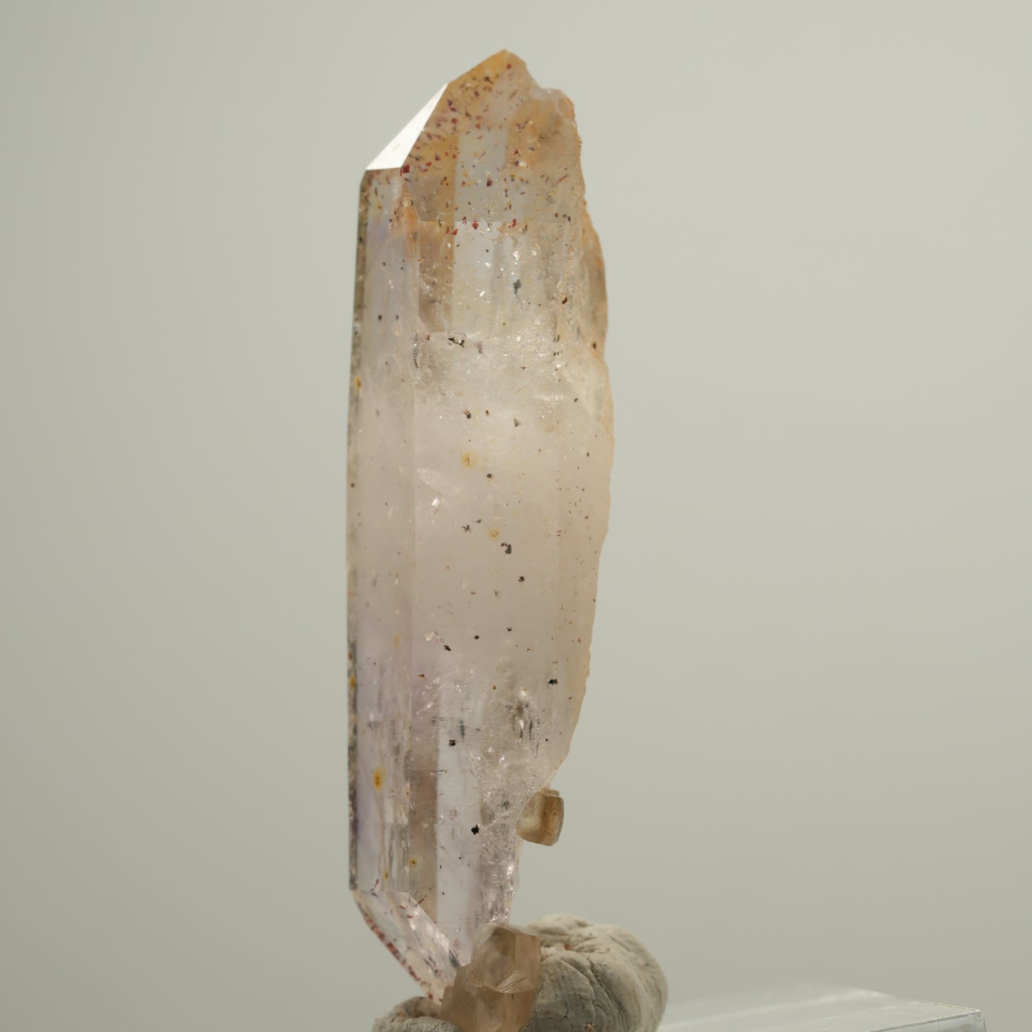 Harlekin Phantom Rauchquarz Doppelender mit Calcit, Epidot Streep Mine, Namibia 63*22*16mm #14052