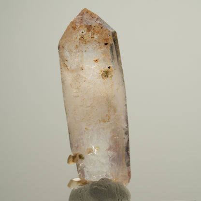 Harlekin Phantom Rauchquarz Doppelender mit Calcit, Epidot Streep Mine, Namibia 63*22*16mm #14052