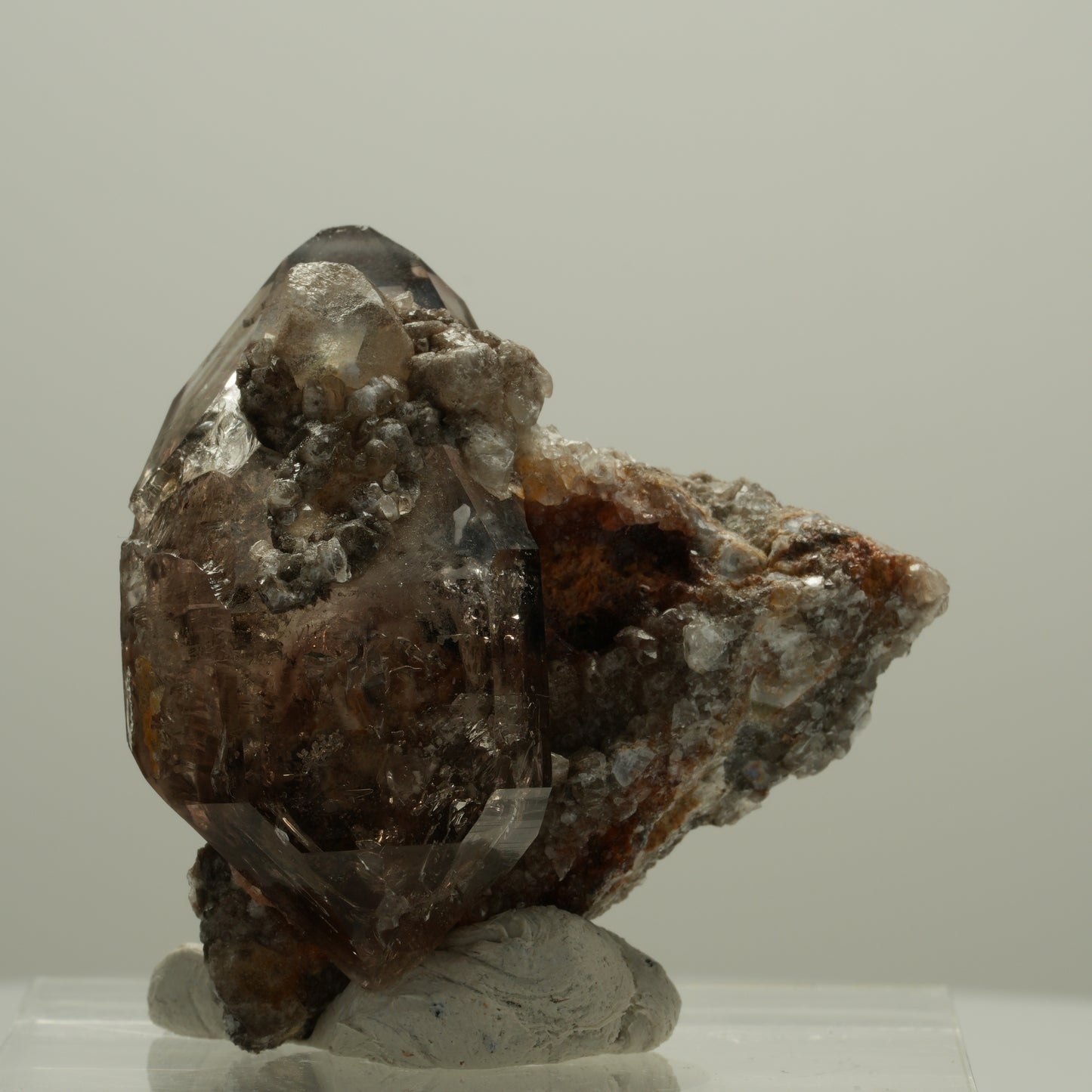 Enhydro Phantom Rauchquarz Skelett DT auf Matrix, 2x Blase Goboboseb, Namibia 42*42*23mm #14078