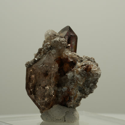 Enhydro Phantom Rauchquarz Skelett DT auf Matrix, 2x Blase Goboboseb, Namibia 42*42*23mm #14078