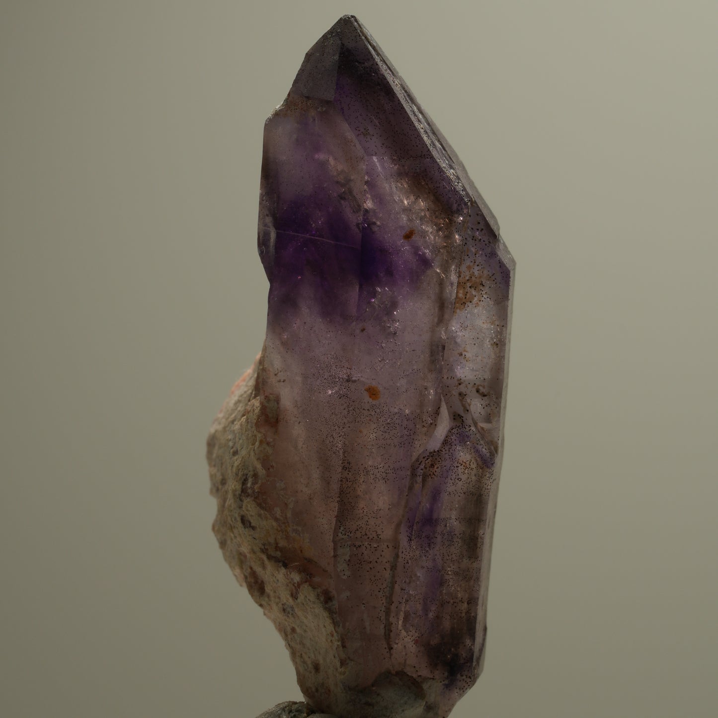Skelett Phantom Amethyst Eisen Zepter auf Matrix Brandberg, Namibia 50*28*15mm #14117