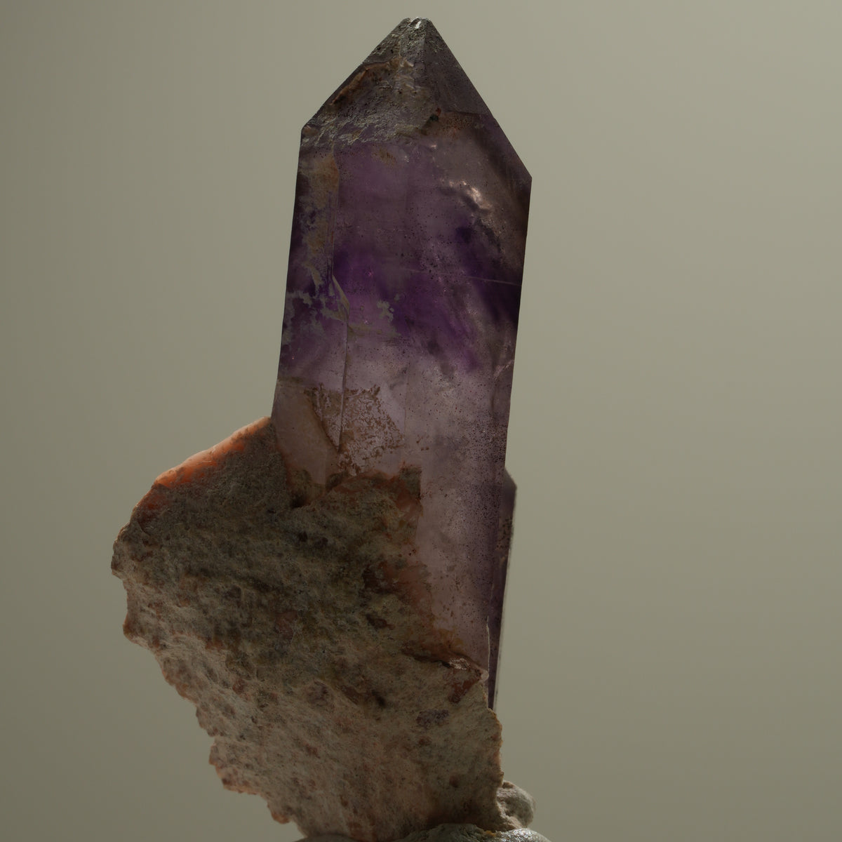 Skelett Phantom Amethyst Eisen Zepter auf Matrix Brandberg, Namibia 50*28*15mm #14117