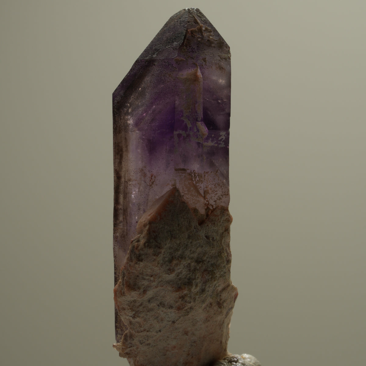 Skelett Phantom Amethyst Eisen Zepter auf Matrix Brandberg, Namibia 50*28*15mm #14117
