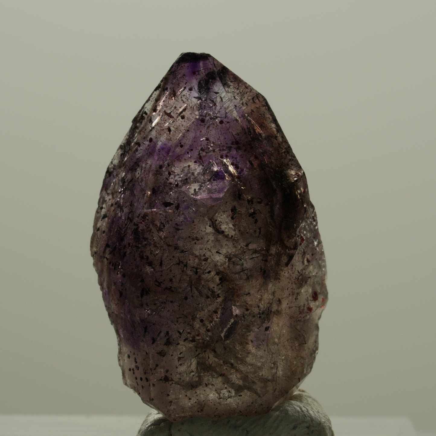 Seltene Phantom Skelett Amethyst Zepter mit Eisen Spitze Brandberg, Namibia 26*15*11mm #14120