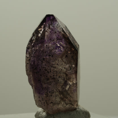 Seltene Phantom Skelett Amethyst Zepter mit Eisen Spitze Brandberg, Namibia 26*15*11mm #14120