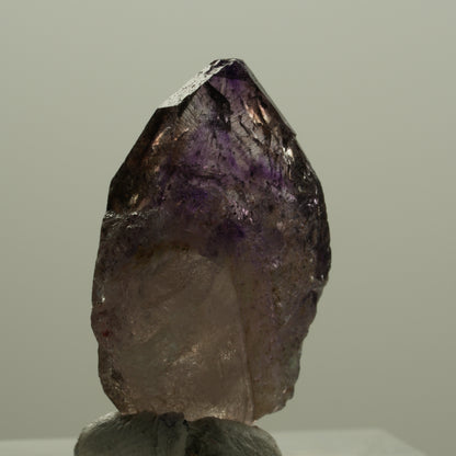 Seltene Phantom Skelett Amethyst Zepter mit Eisen Spitze Brandberg, Namibia 26*15*11mm #14120