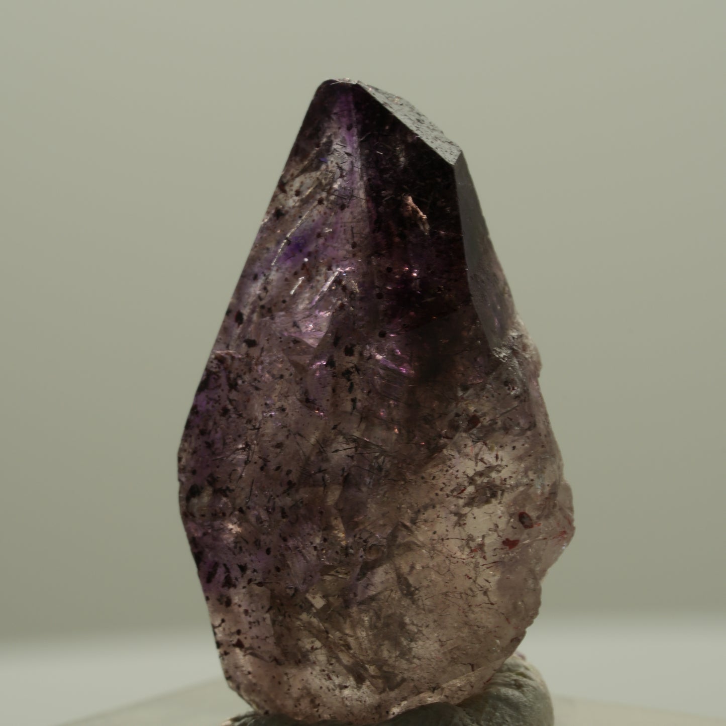 Seltene Phantom Skelett Amethyst Zepter mit Eisen Spitze Brandberg, Namibia 26*15*11mm #14120