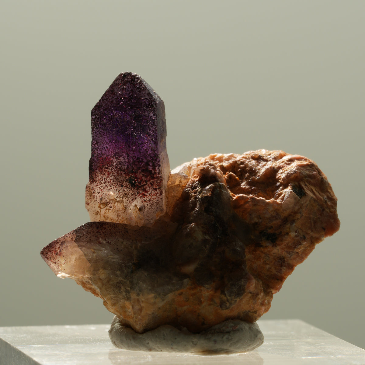 Skelett Phantom Amethyst Eisen Zepter auf Matrix Brandberg, Namibia 26*25*12mm #14121