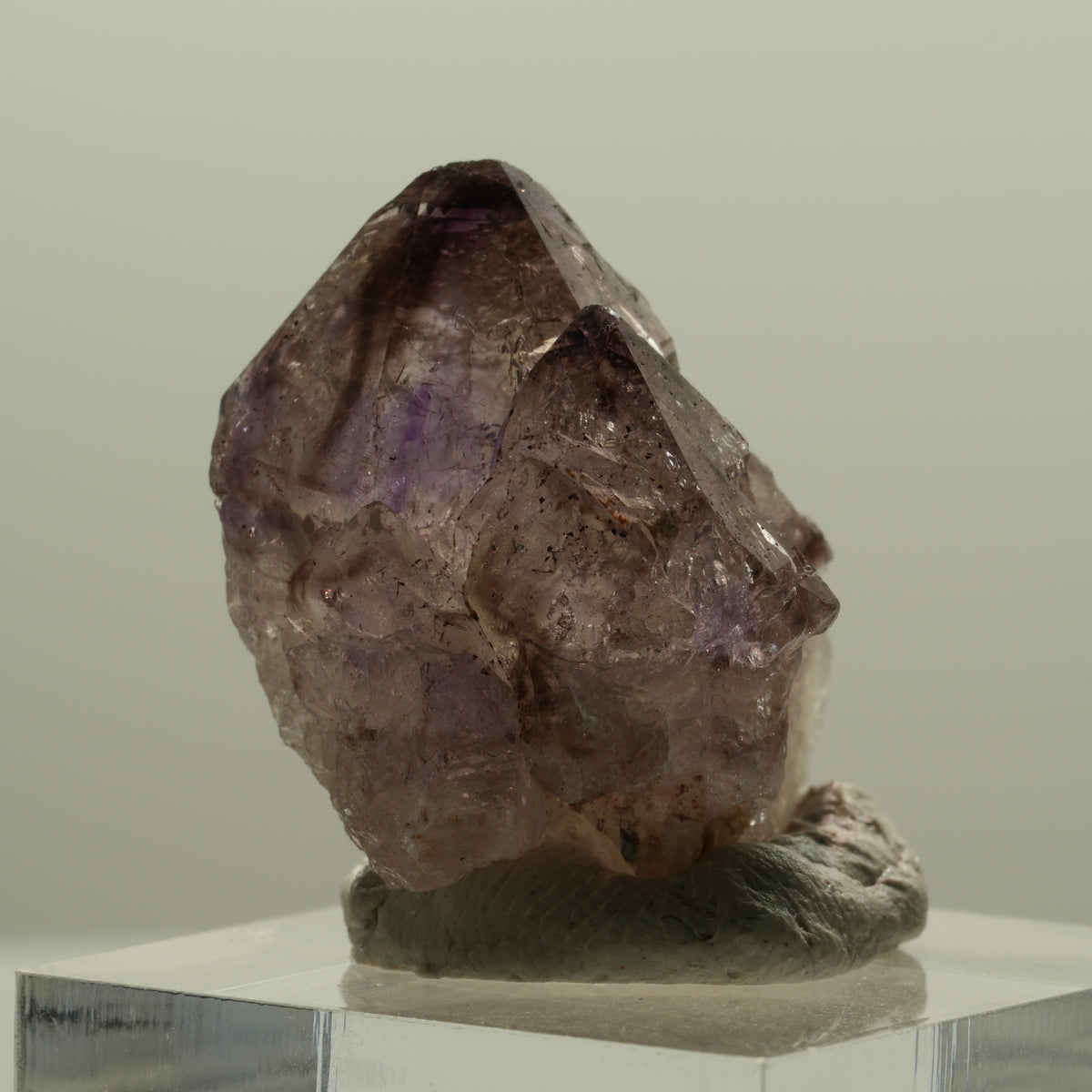 Seltene Phantom Skelett Amethyst mit Eisen Spitze Brandberg, Namibia 27*23*18mm #14132
