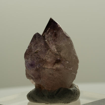 Seltene Phantom Skelett Amethyst mit Eisen Spitze Brandberg, Namibia 27*23*18mm #14132