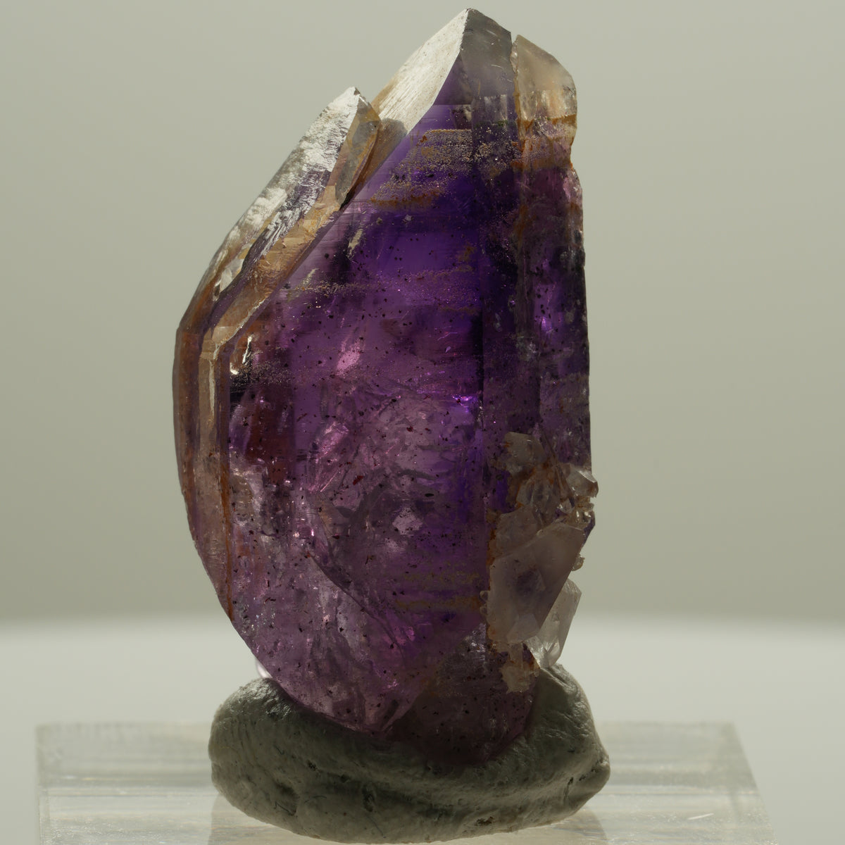 Seltene Phantom Skelett Amethyst mit Eisen Spitze Brandberg, Namibia 33*17*10mm #14134