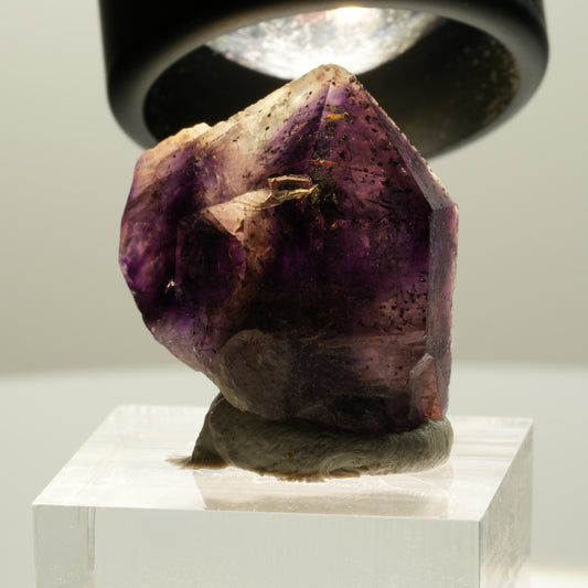 Seltene Phantom Skelett Amethyst mit Eisen Spitze Brandberg, Namibia 27*23*16mm #14141
