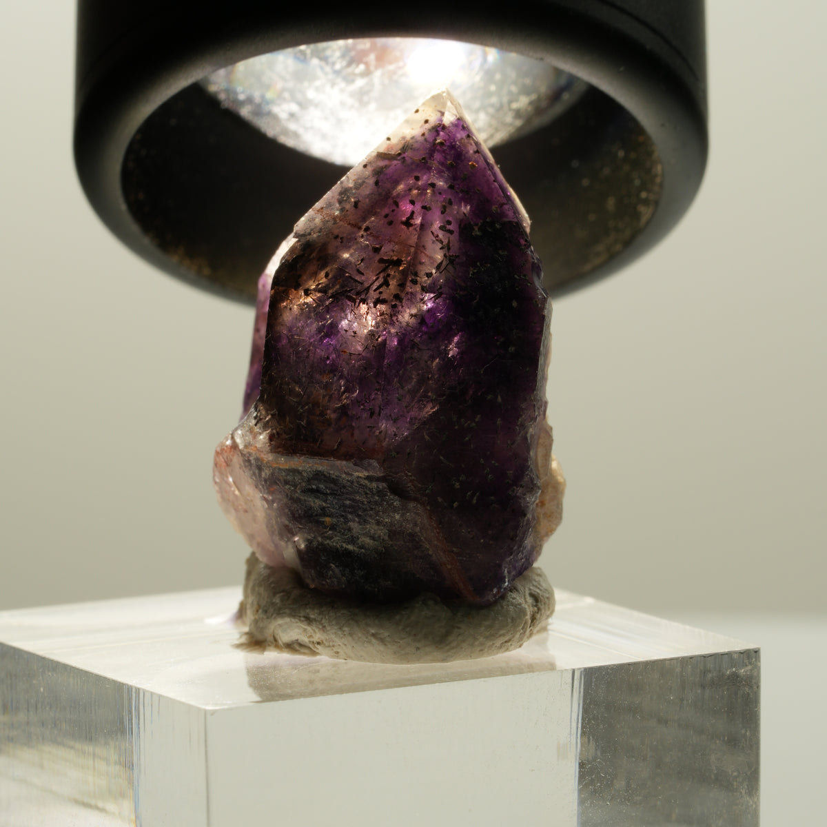 Seltene Phantom Skelett Amethyst mit Eisen Spitze Brandberg, Namibia 27*23*16mm #14141