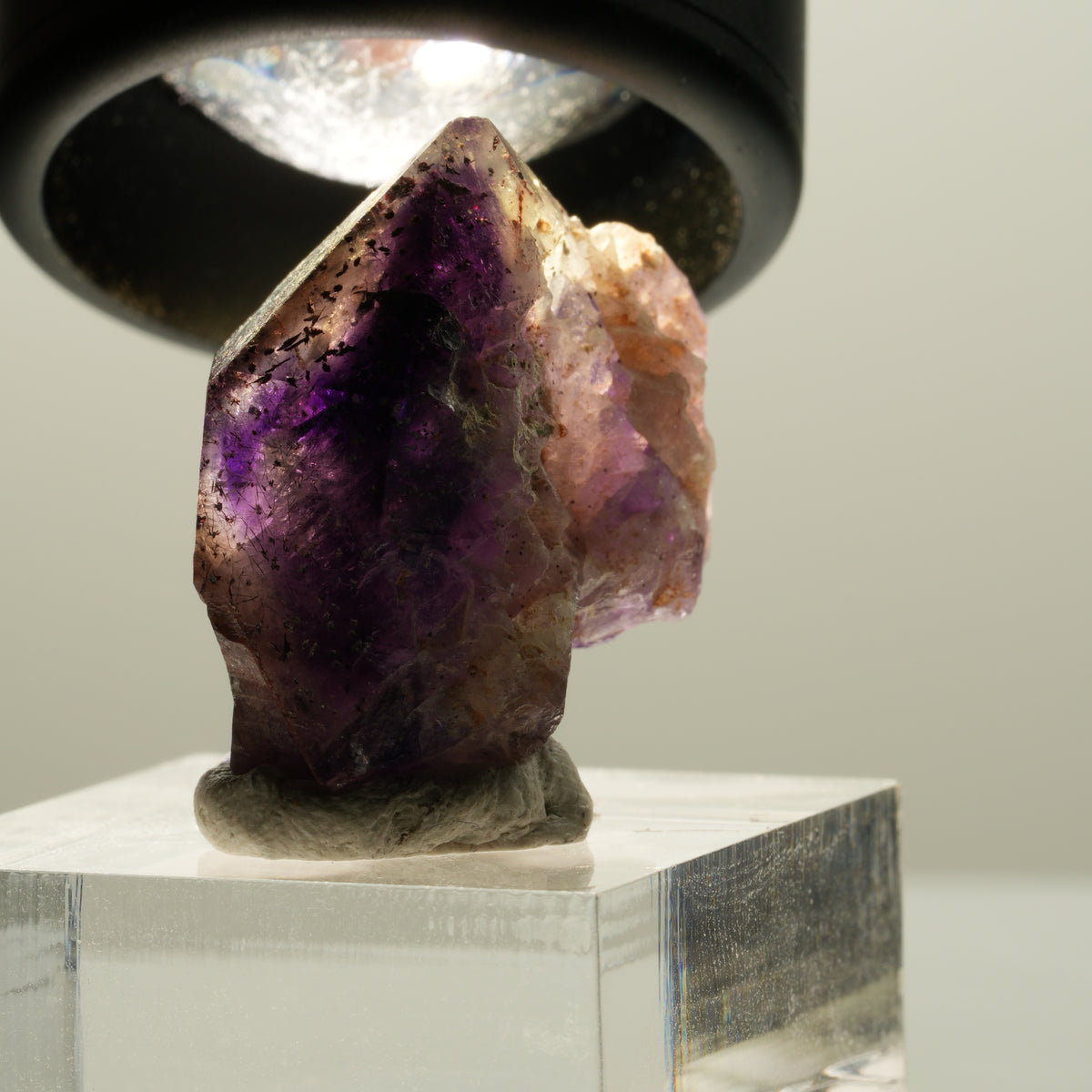 Seltene Phantom Skelett Amethyst mit Eisen Spitze Brandberg, Namibia 27*23*16mm #14141