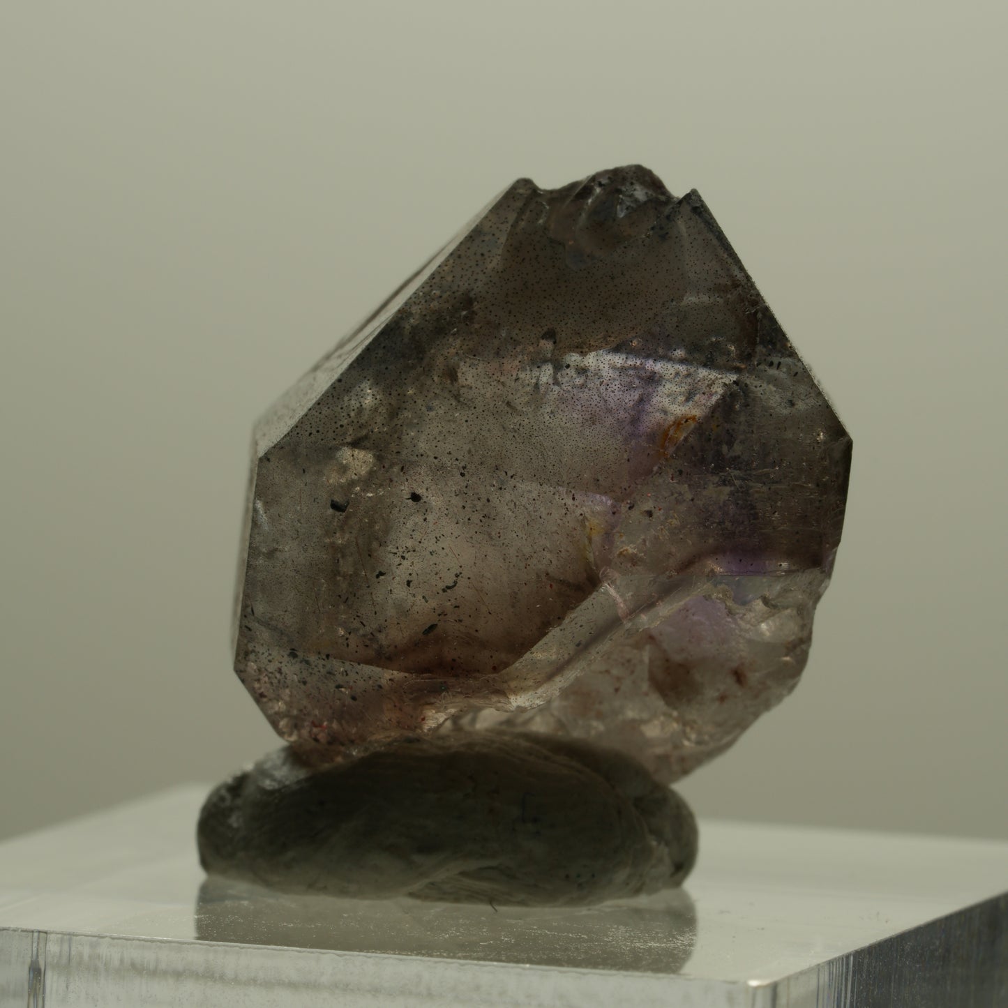 Seltene Phantom Amethyst mit Eisen Spitze Goboboseb, Namibia 23*18*13mm #14144