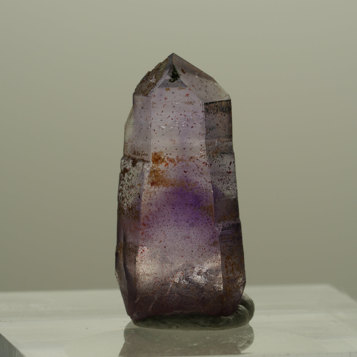 Seltene Phantom Skelett Amethyst mit Eisen Spitze Brandberg, Namibia 20*9*5mm #14146
