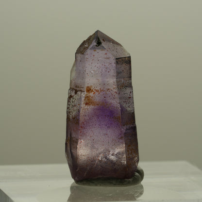 Seltene Phantom Skelett Amethyst mit Eisen Spitze Brandberg, Namibia 20*9*5mm #14146