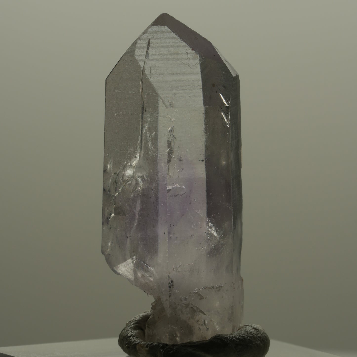 Klare Lemurian Phantom Amethyst Spitze Streep Mine, Goboboseb, Namibia 35*14*11mm #14148