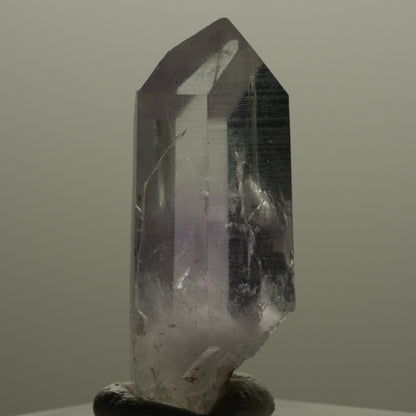 Klare Lemurian Phantom Amethyst Spitze Streep Mine, Goboboseb, Namibia 35*14*11mm #14148