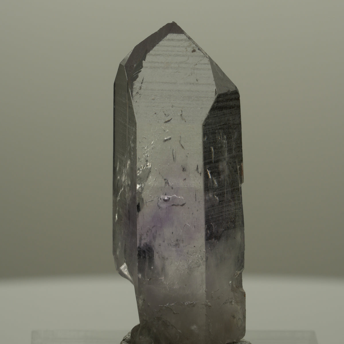 Klare Lemurian Phantom Amethyst Spitze Streep Mine, Goboboseb, Namibia 35*14*11mm #14148